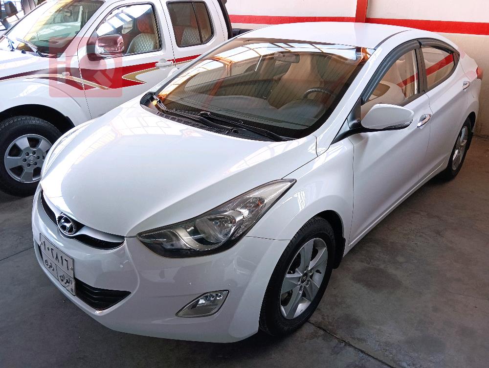هیوندای ئەلەنترا